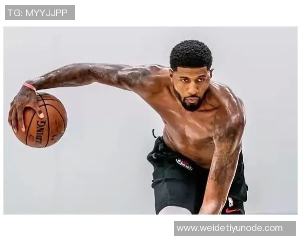 乔治出战18分钟表现平平11投仅中3球贡献11分5篮板1抢断