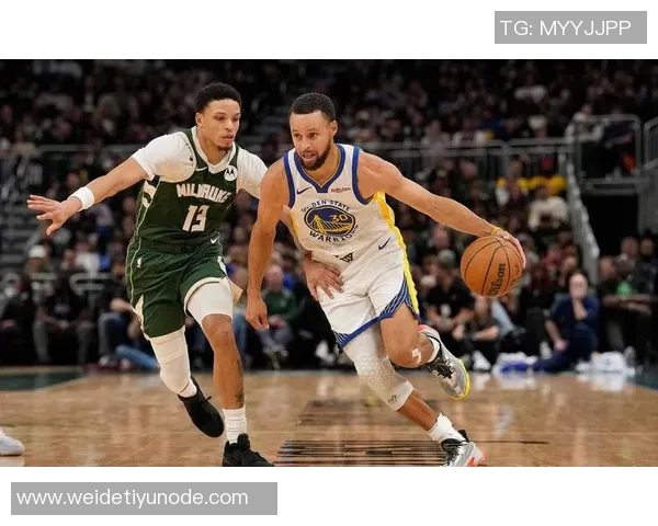 库里表现起伏不定末节失误致球队失利27分6板4助难掩遗憾